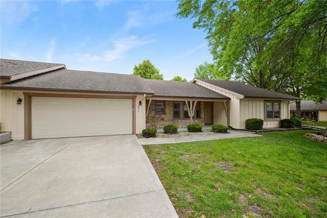 8210 188th Terrace - Photo 1