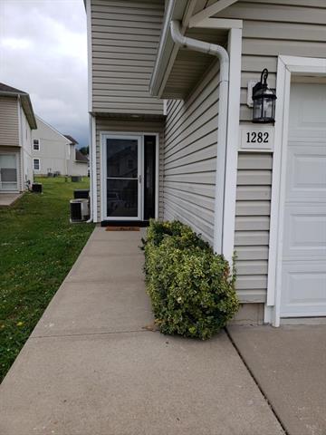 1282 Phelps Court - Photo 1