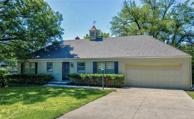 2001 83RD Terrace - Photo 1
