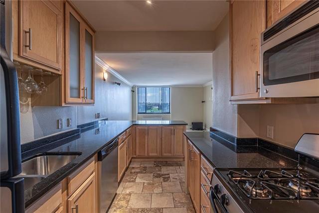 700 8th Street - Photo 1