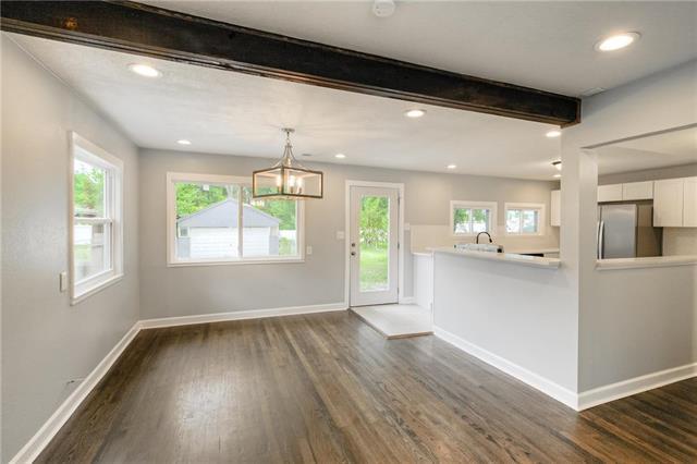 212 Southside Boulevard - Photo 1