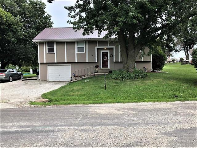 405 Park Street - Photo 1