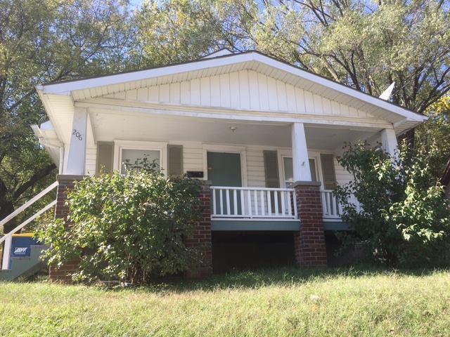 206 Kansas City Avenue - Photo 1