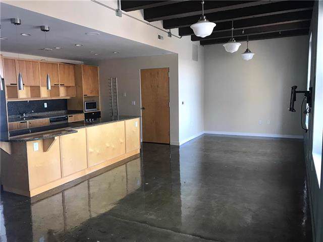 21 10th Street - Photo 1