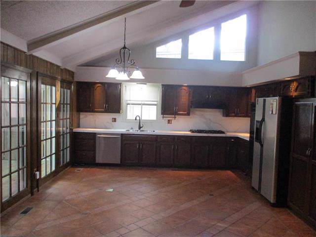 9211 England Street - Photo 1