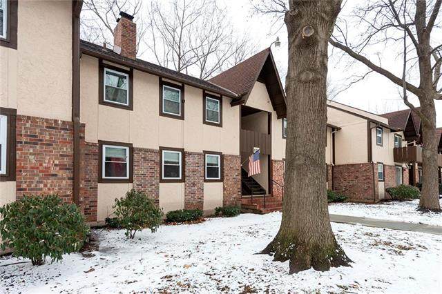 6216 Robinson Street - Photo 1 6216 Robinson Street - Photo 1