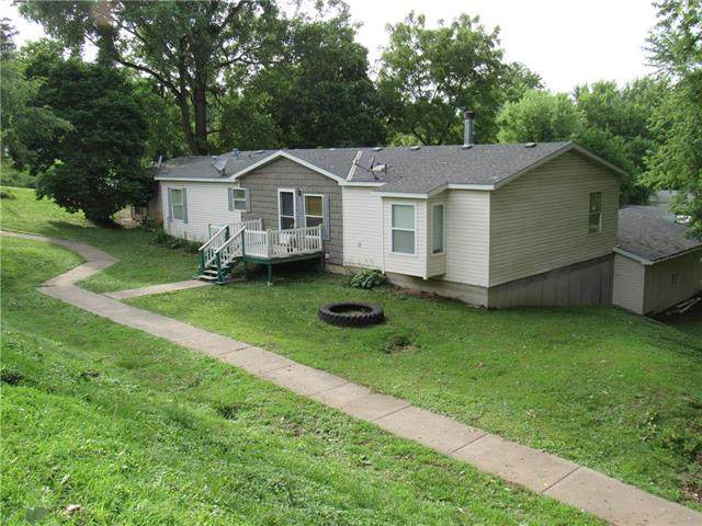 407 West Nodaway Street - Photo 1