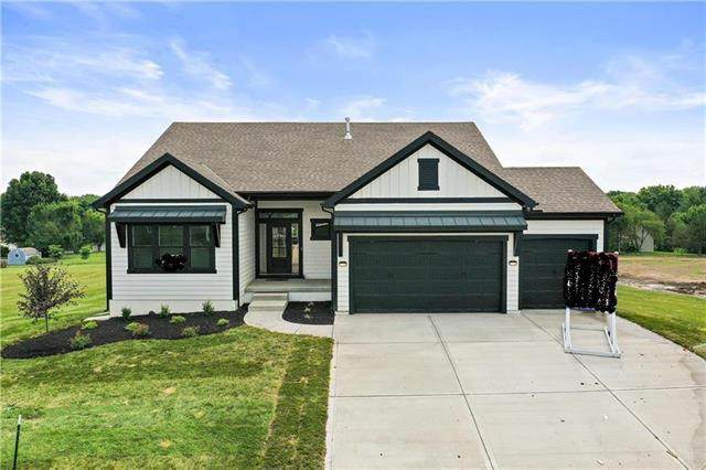 6604 106th Street - Photo 1