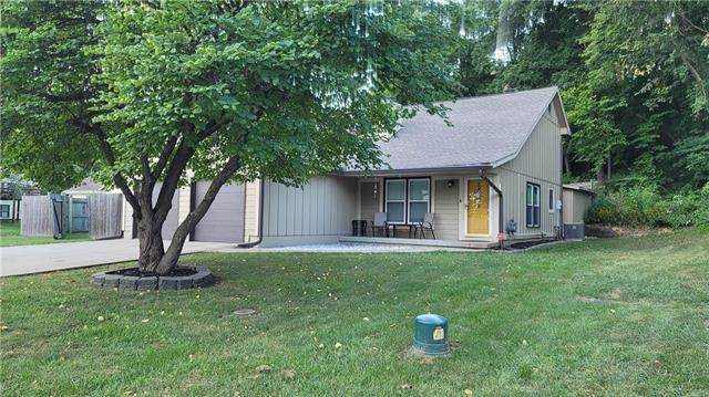 403 Leanne Lane - Photo 1