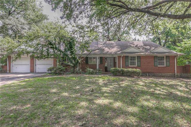 2821 67th Street - Photo 1