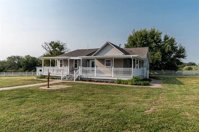 13677 214th Street - Photo 1