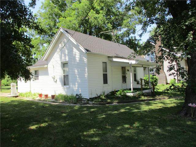 206 Spruce Street - Photo 1