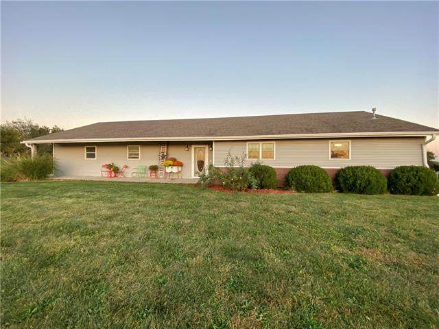 4510 33 Highway - Photo 1