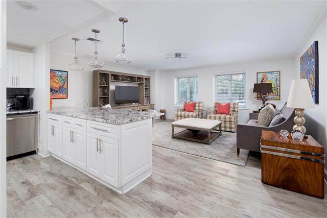 221 48th Street - Photo 1