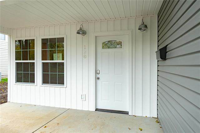 926 Locust Street - Photo 1