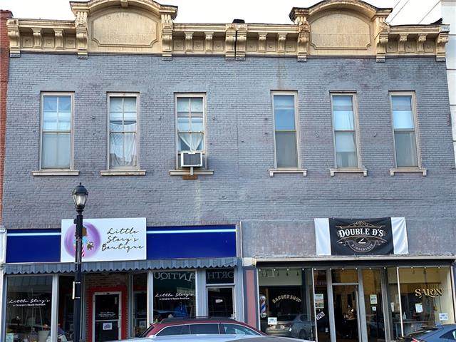 504 Delaware Street - Photo 1