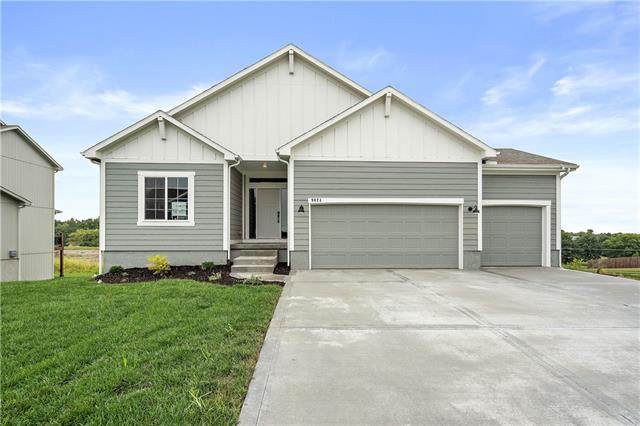 9024 111th Place - Photo 1