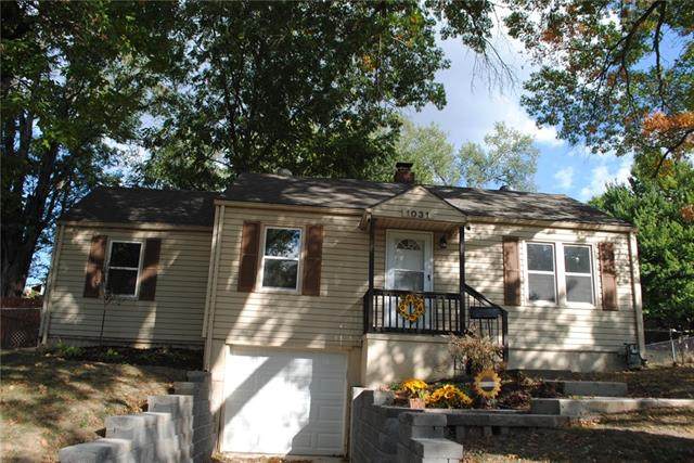 1031 56th Terrace - Photo 1