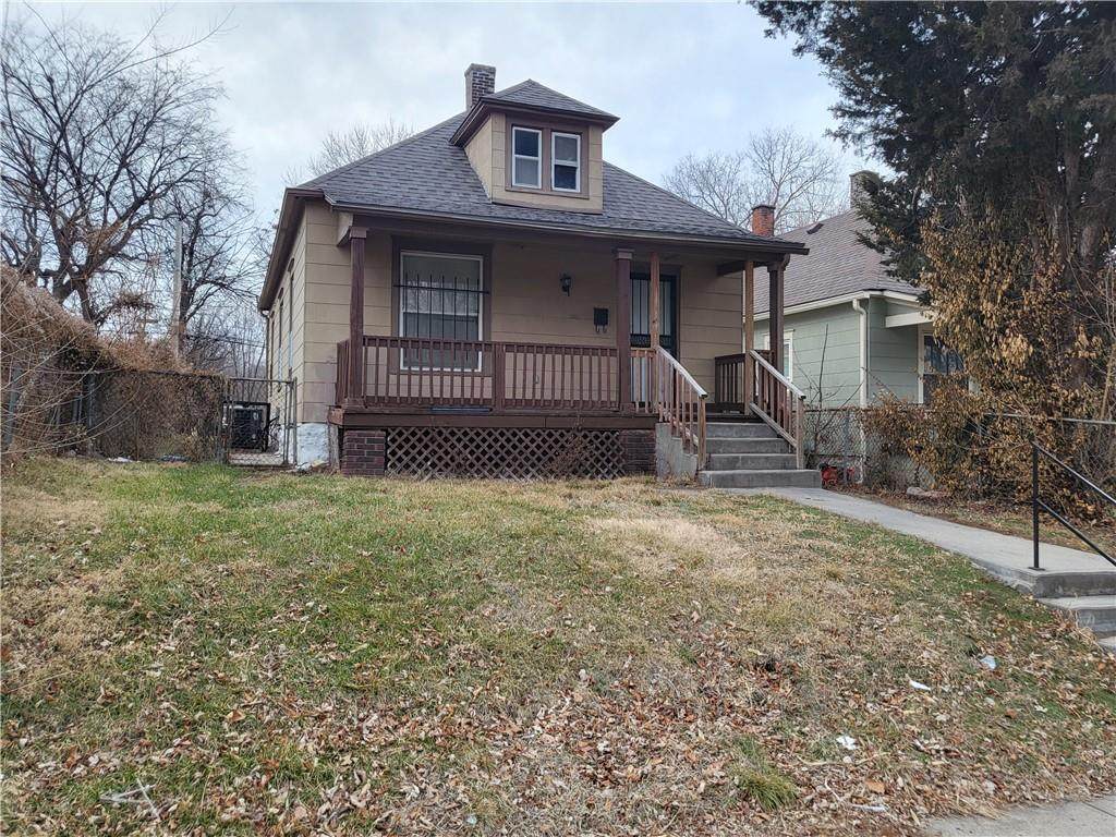 2630 Bales Avenue - Photo 1