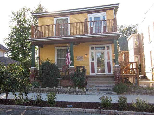 210 11th Street - Photo 1