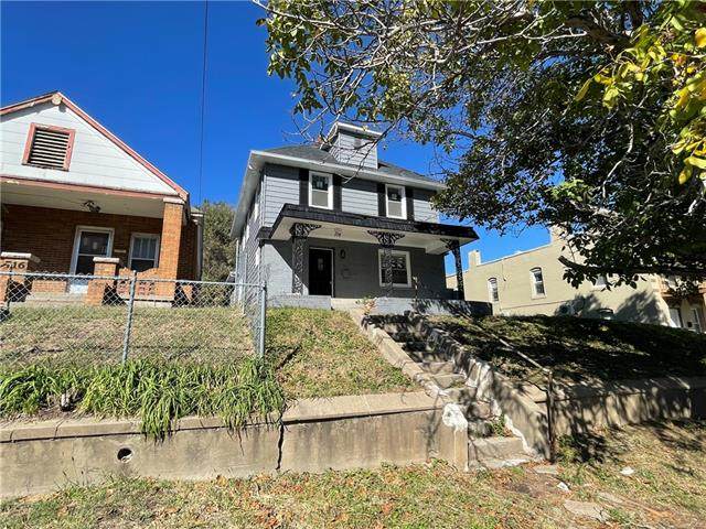 714 Pacific Avenue - Photo 1