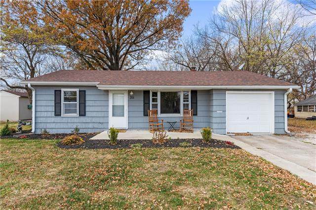 311 5TH Street - Photo 1