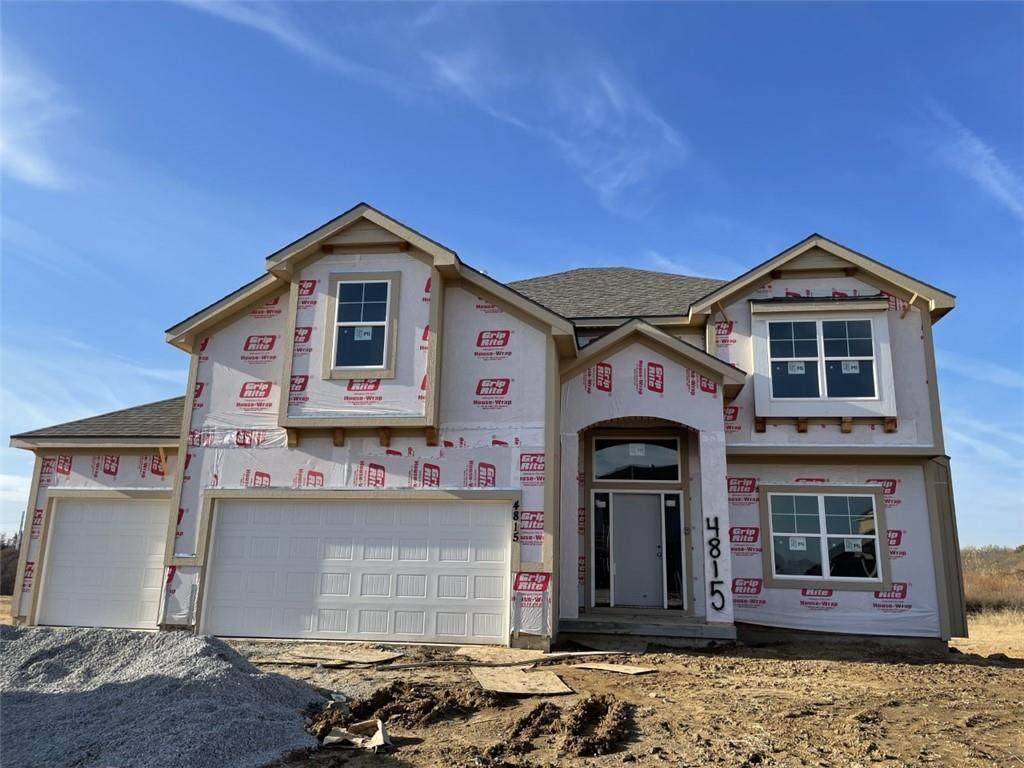 4815 90th Terrace - Photo 1