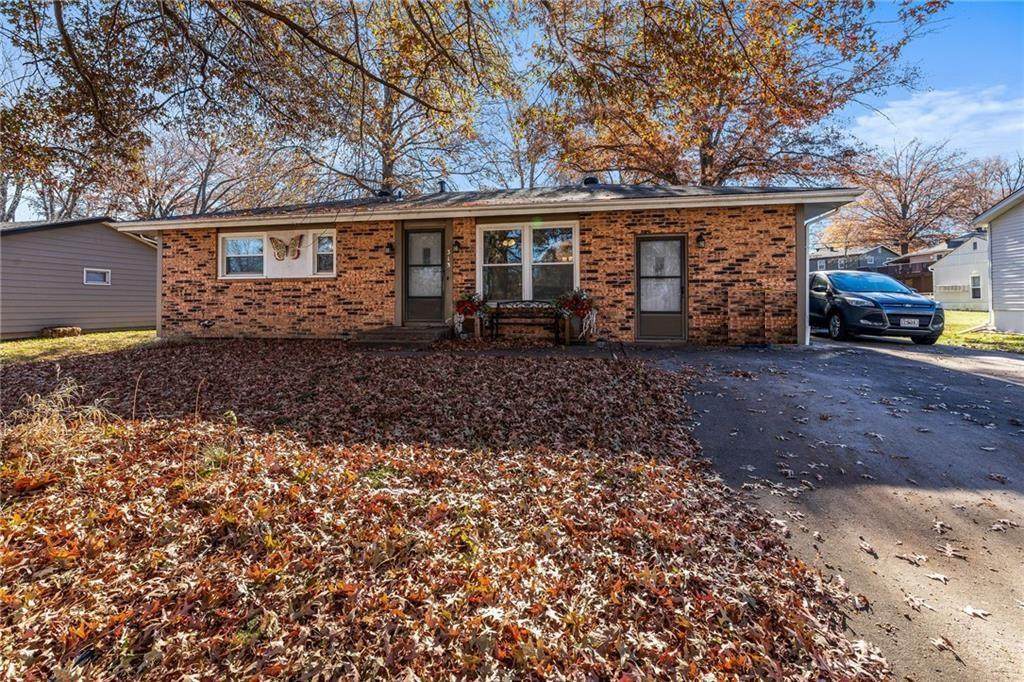 313 Eastwood Lane - Photo 1