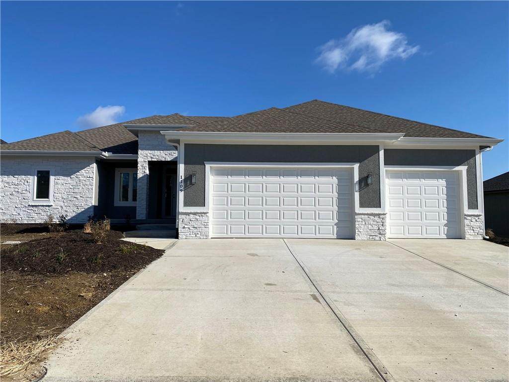 1109 Conch Circle - Photo 1