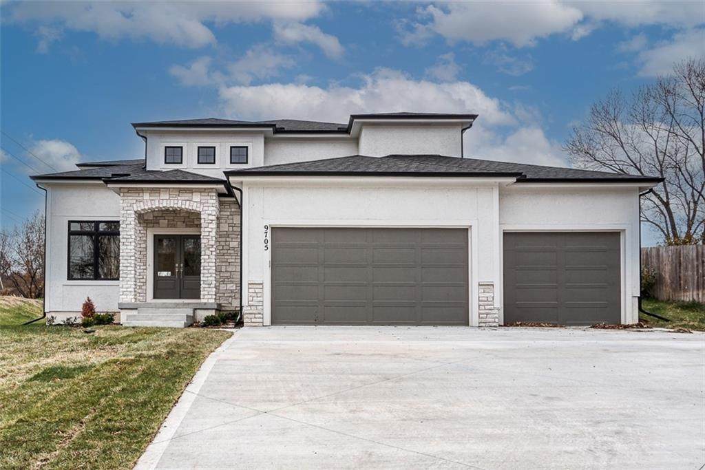 9705 75th Terrace - Photo 1