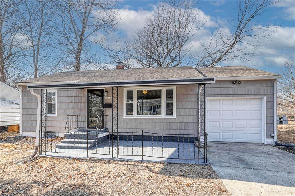3212 Vermont Avenue - Photo 1