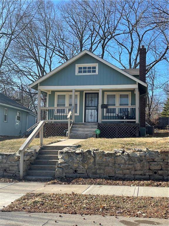 7112 Wabash Avenue - Photo 1