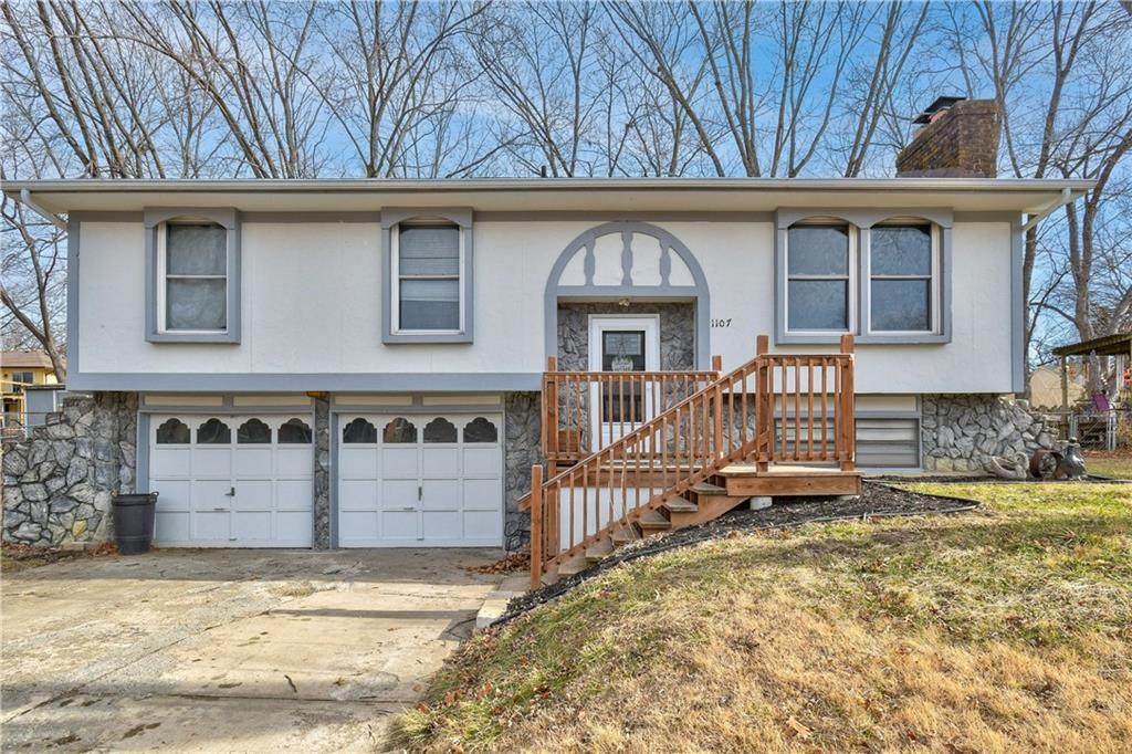 1107 Ada Street - Photo 1