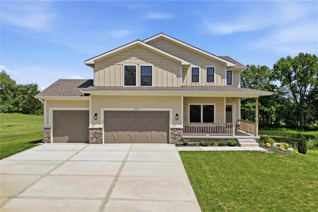 13413 Oakridge Drive - Photo 1