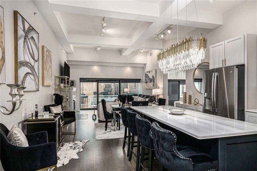 1101 Walnut Street - Photo 1