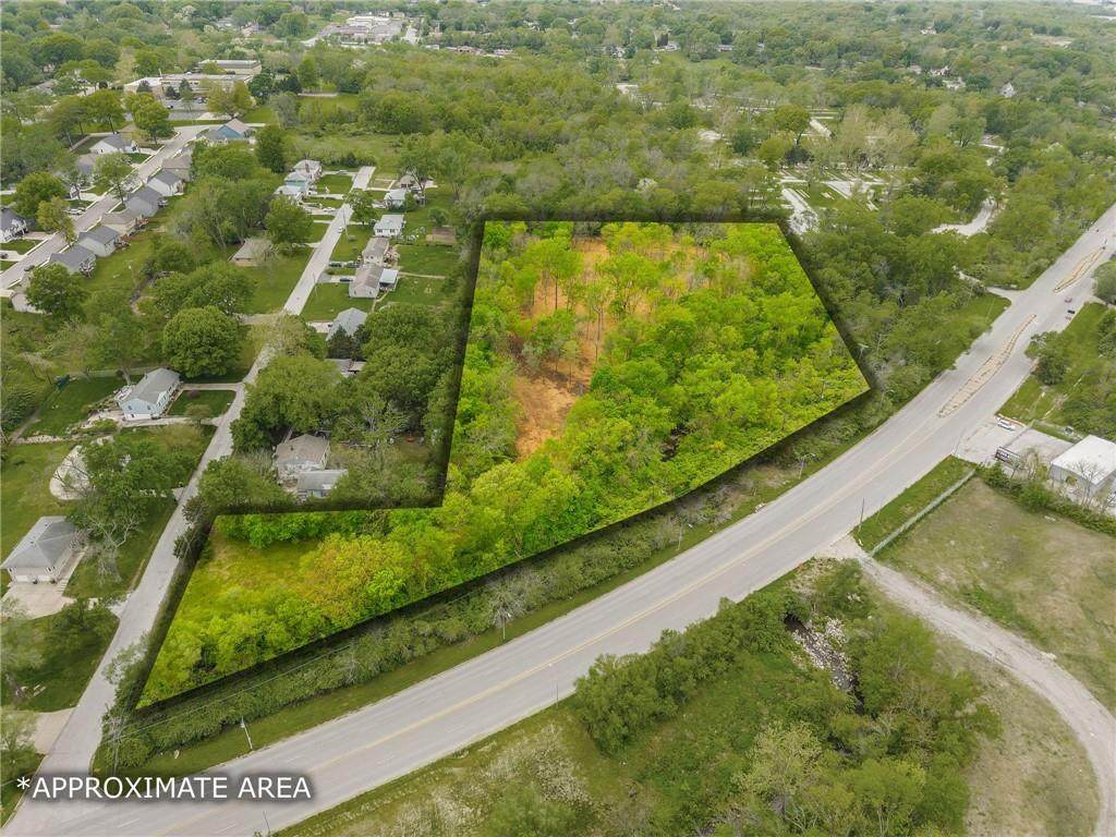 5046 Raytown Road - Photo 1