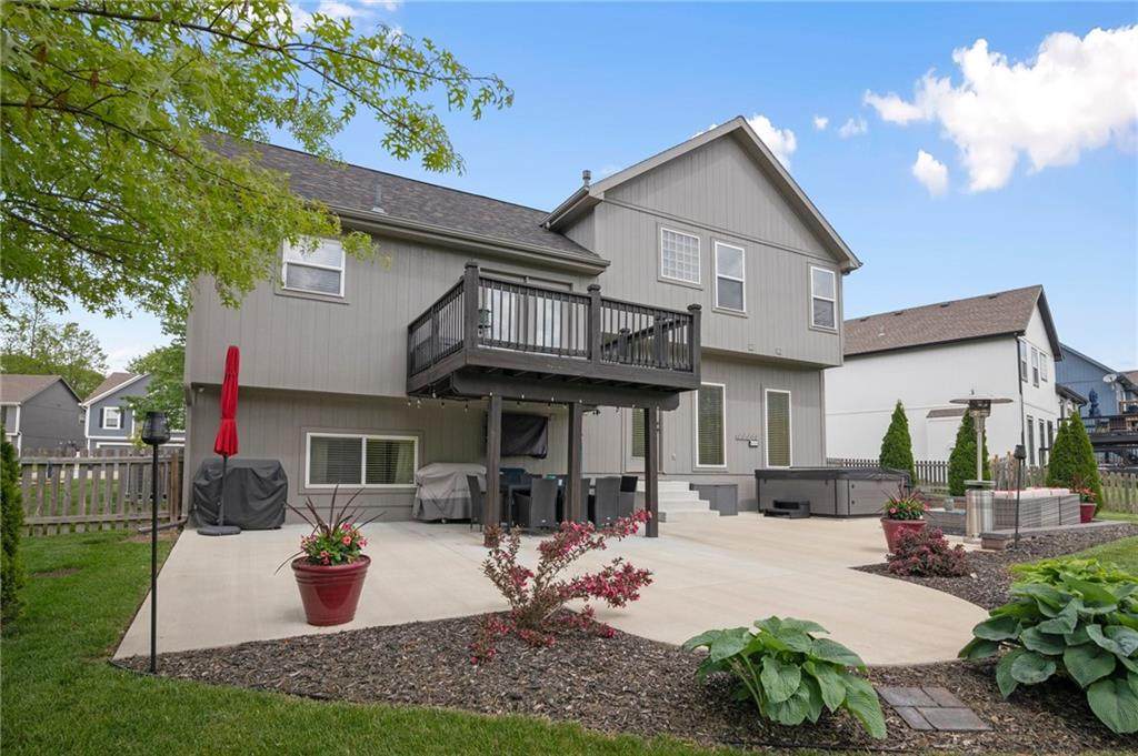 10747 Laurel Avenue - Photo 1