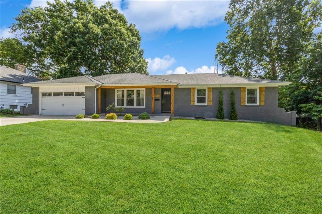 9943 Linden Street - Photo 1