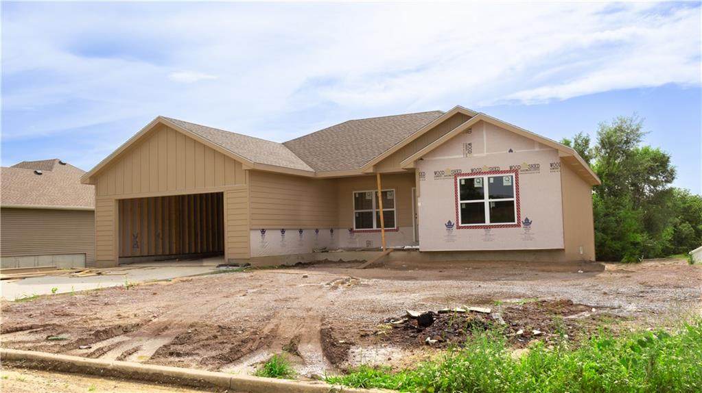 1105 Charles Street - Photo 1