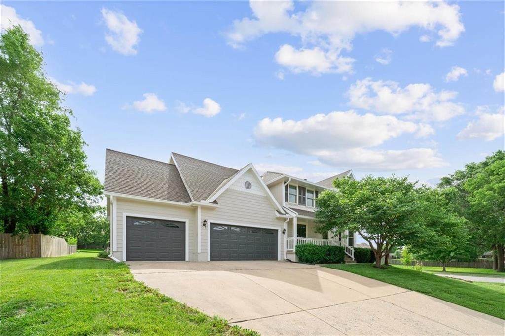 10001 Wayne Place - Photo 1