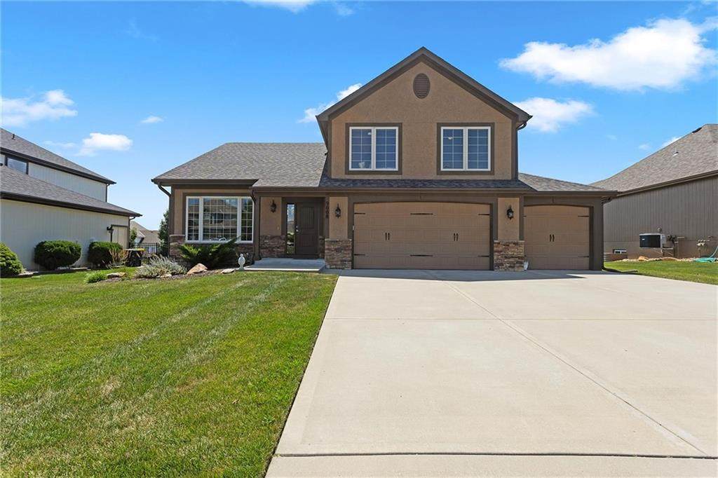 9008 Mersington Avenue - Photo 1