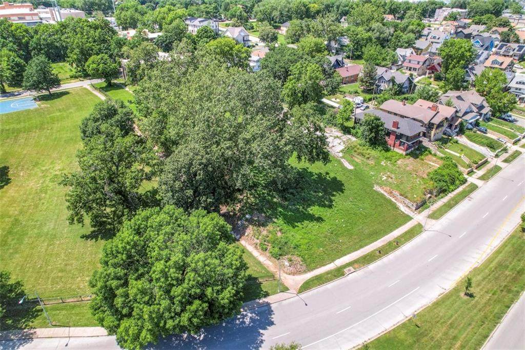 2926 The Paseo Boulevard - Photo 1