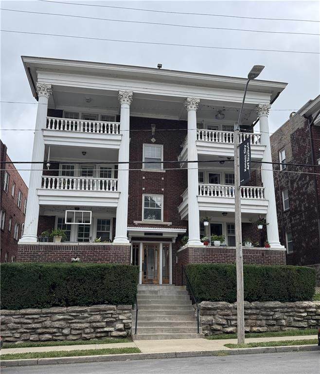 311 43rd Street - Photo 1