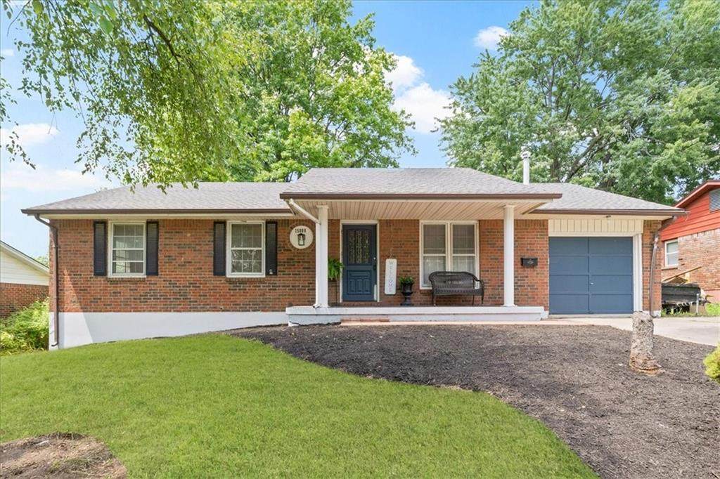 15008 43rd Street - Photo 1