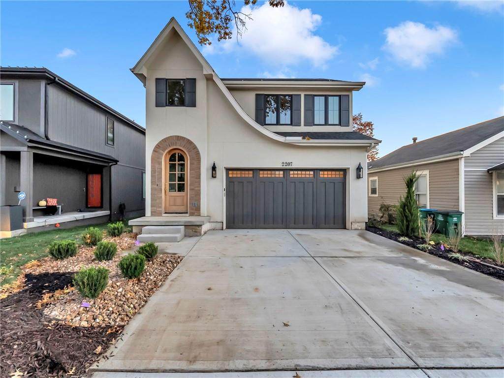 2207 47th Terrace - Photo 1