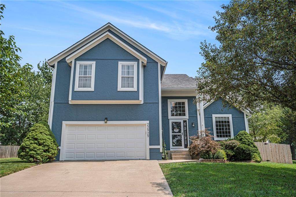 22929 49th Street - Photo 1