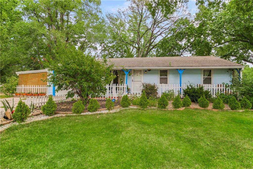 5521 Wayne Avenue - Photo 1