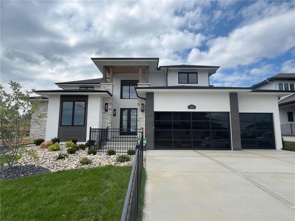 17016 Rosehill Street - Photo 1