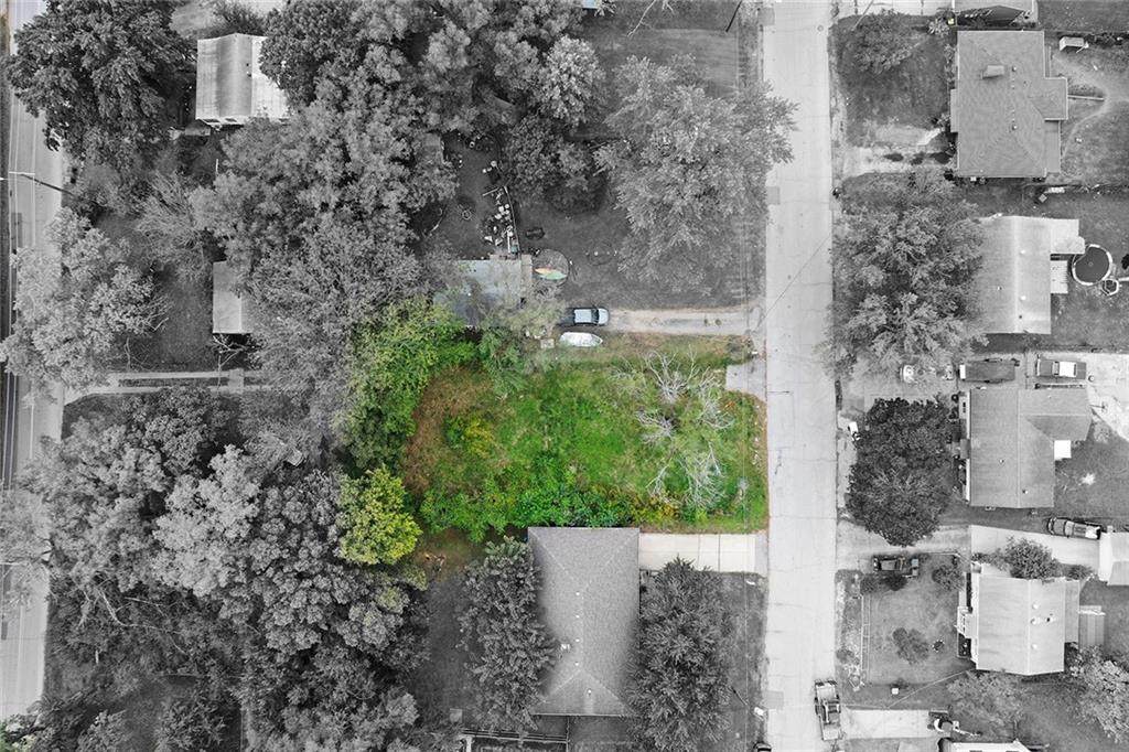 405 Vassar Avenue - Photo 1