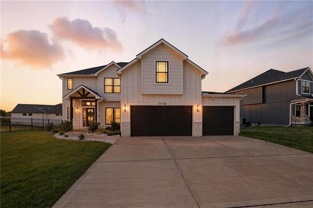 13785 71st Street - Photo 1